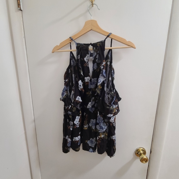 American Eagle Cold Shoulder Floral Top Medium - Picture 4 of 4